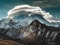 عکس ابر روی قله کوه