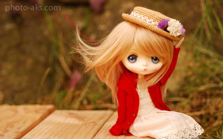 والپیپر عروسک دختر ناز و کوچولو beautiful doll hd wallpaper