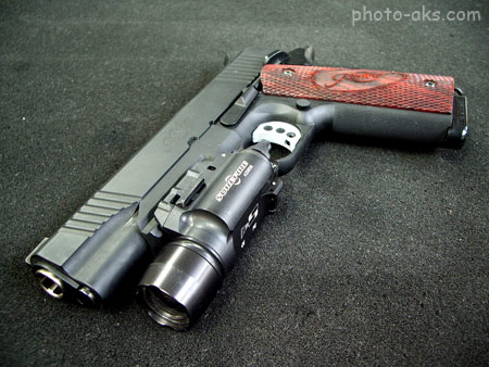 اسلحه کلت کمری با لیزر laser handgun