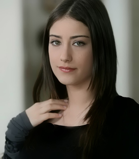 لیلا هازال کایا بازیگر ترکیه ای bazigar dokhtar tork
