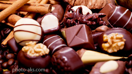 شکلات و آبنبات های کاکائوی chocolate candy sweets