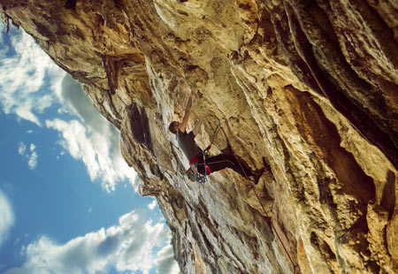 عکس زیبا صخره نورد climbing men sport