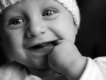 عکس هنری لبخند بچه بامزه cute baby smile
