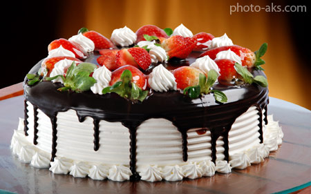 کیک خامه ای شکلاتی deliciouse cake wallpaper