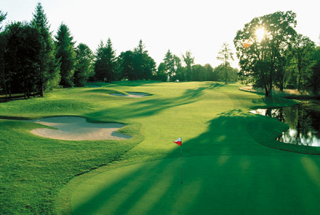 عکس زمین سبز ورزش گلف golf field hd wallpaper