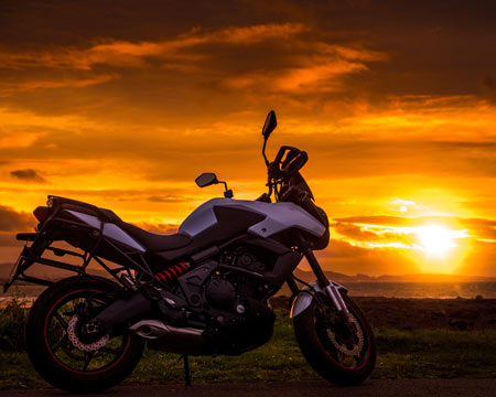 عکس موتور در منظره غروب motorcycle sunset