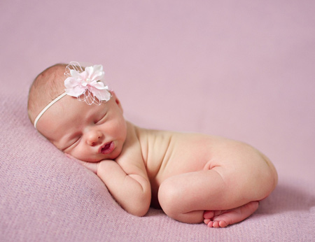 عکس نوزاد خواب بدون لباس nozad khab naz