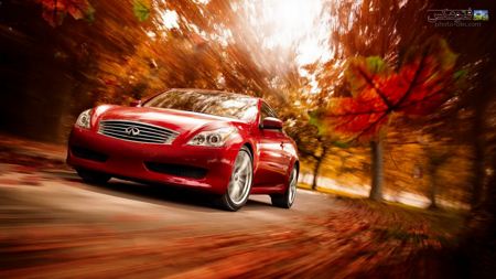 منظره زیبا پائیز و ماشین قرمز red car in autumn