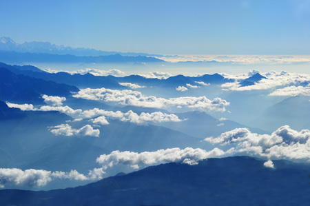 منظره ابرها بر فراز کوها sky clouds mountain