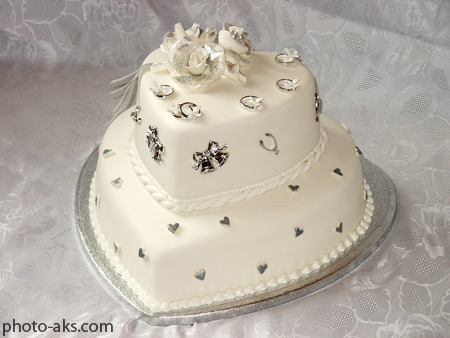 عکس کیک عروسی طرح قلب wedding cake
