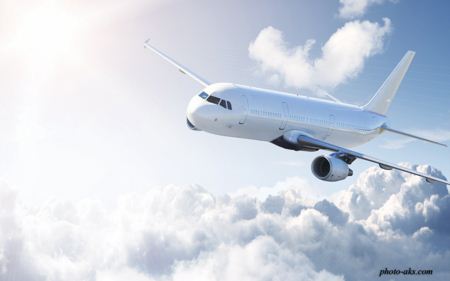هواپیمای مسافربری airplane in sky
