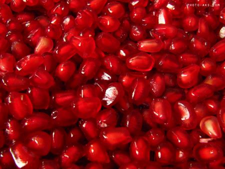 دانه های قرمز انار Pomegranate seeds