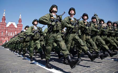 عکس رژه منظم سربازان ارتش russian army parader