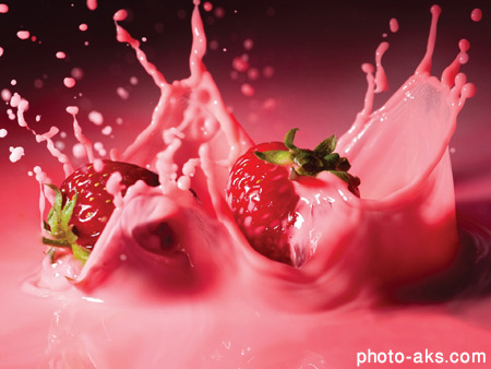 والپیپر زیبا از توت فرنگی strawberry wallpaper