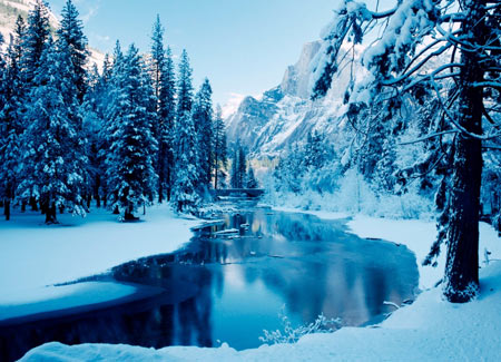 منظره زمستانی رودخانه blue winter landscape