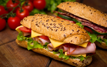 عکس ساندویچ خوشمزه کالباس delicious sandwiches