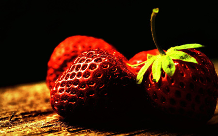 والپیپر زیبا از میوه توت فرنگی full hd wallpaper strawberry