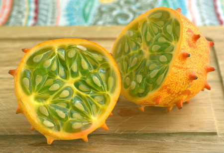عکس میوه خیار آفریقایی horned melon fruit