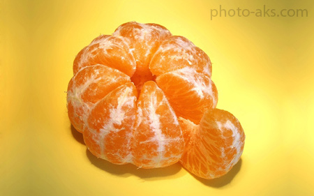 عکس نارنگی رسیده پوست کنده mandarin orange