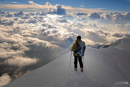 کوهنوردی بر فراز آسمان ها over skys climbing