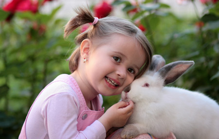 دختر ناز خرگوش سفید rabbit kid girl