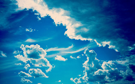 تصویر زمینه آسمان کبود shapphire sky wallpaper