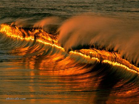 موج دریا و غروب sunset and sea wave
