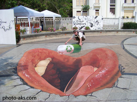 نقاشی خیابانی لب و دهان بزرگ big mouth in street
