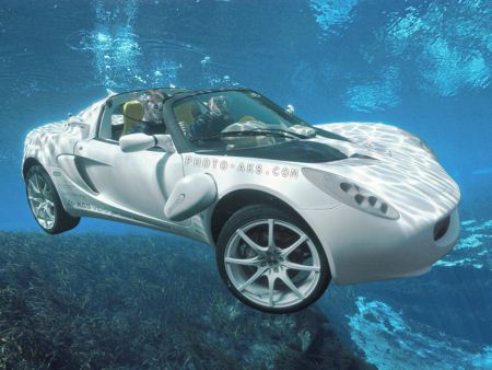 ماشین مدرن شناگر swimmer car modern