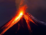 عکس کوه آتشفشانی ولکانو